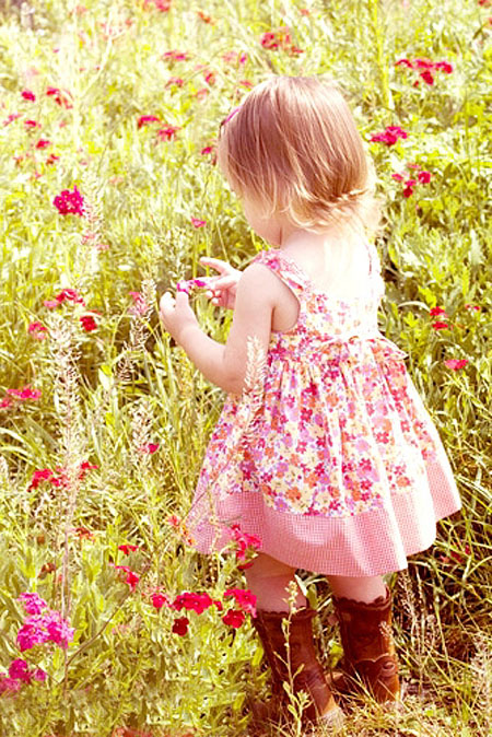 PS填充图层调出花丛中儿童照片的梦幻色彩 三联