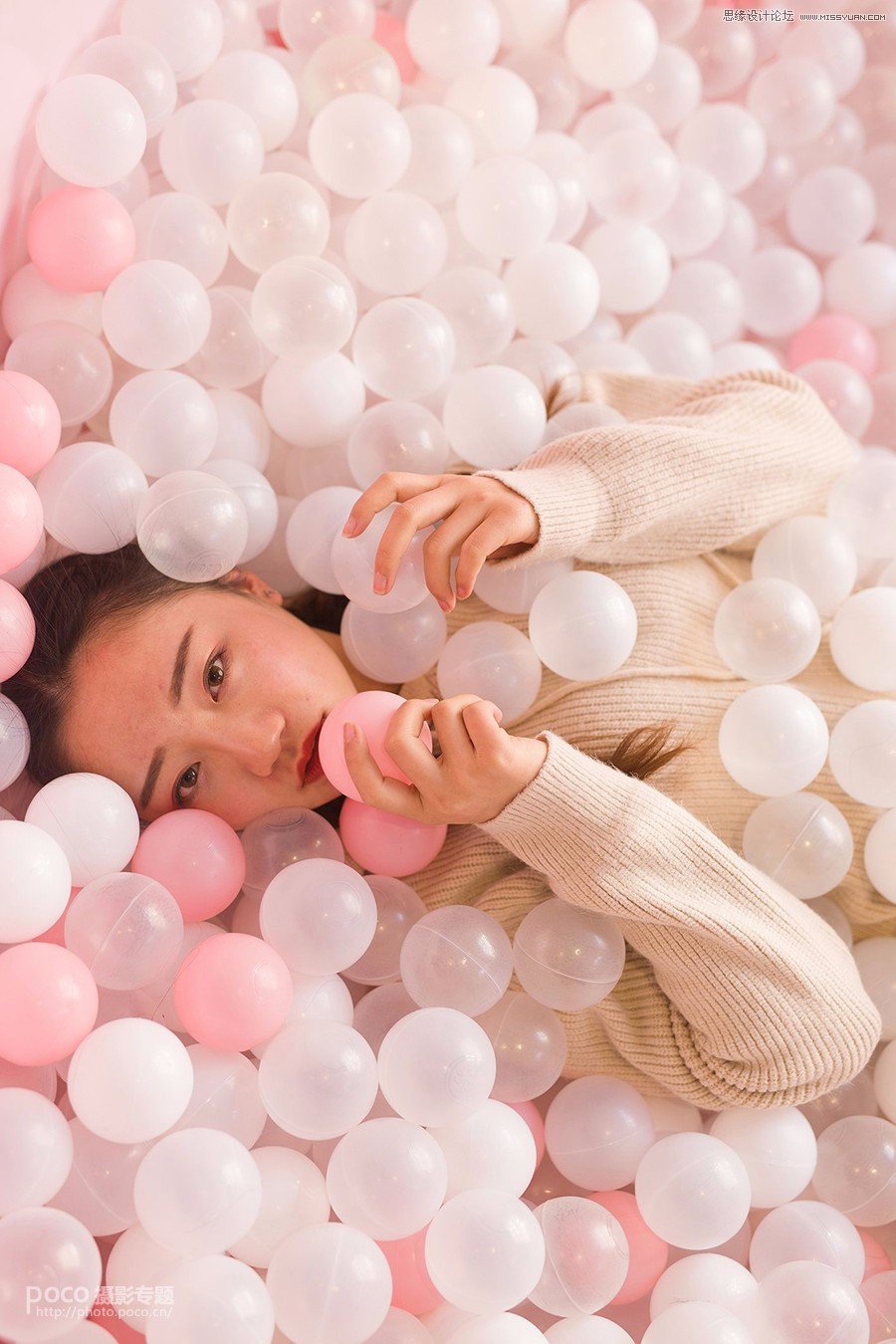 Photoshop调出室内美女人像惊艳冷色调,破洛洛